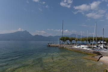 Obraz premium lake in the mountains