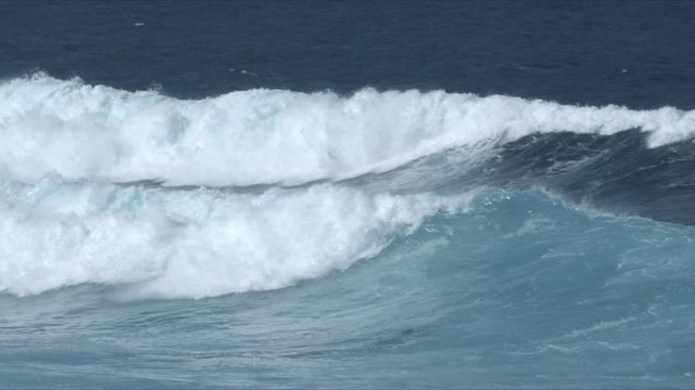 Slow motion of waves breaking, Fuerteventura.