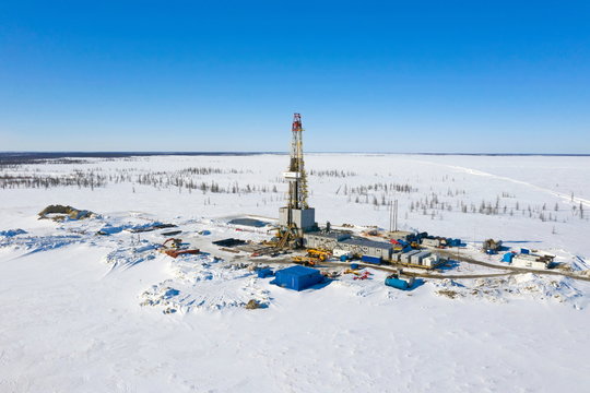 Drilling a gas well in the snow of the Yamal tundra