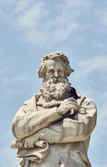 Monument in Venice with pigeon