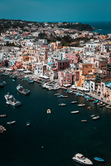 Blick auf Procida vom Berg
Joerg Farys // www.dieprojektoren.de