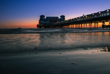 Grand Pier