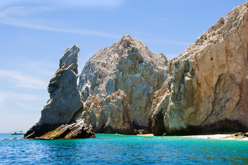 Fototapeta na wymiar Rock formations in the middle of the Pacific Ocean in Baja California Sur, Mexico