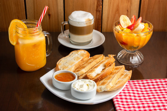 desayuno continental
