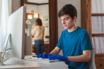 Fototapeta premium Studied by online in quarantine