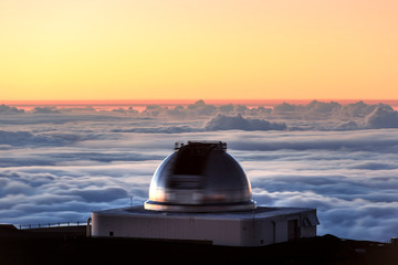 Fototapeta na wymiar Above the Clouds, Mauna Kea, Hawaii