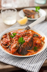 Mussels in Spicy Tomato Sauce, Mussels Marinara