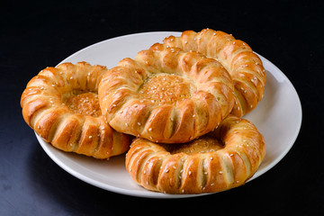 Round uzbek bread
