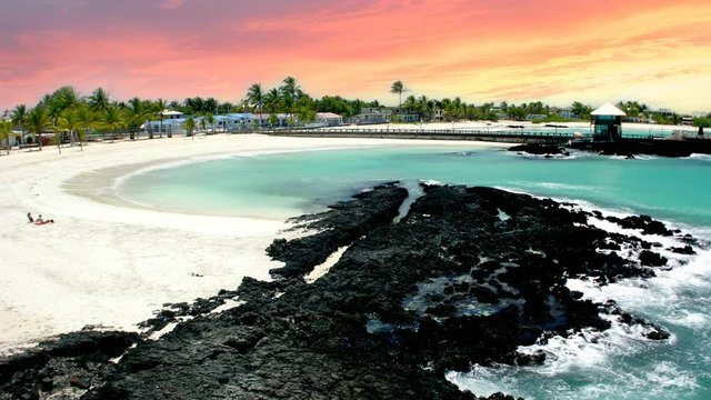 Gal&aacute;pagos, sus playas y planicies volc&aacute;nicas son fascinantes, Ecuador