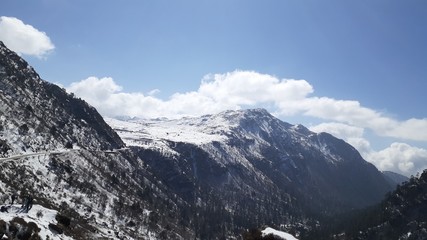 Fototapeta premium blue and shining sky looking awesome and beautiful scenery 