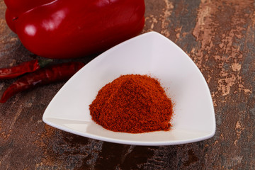 Paprika powder in the bowl