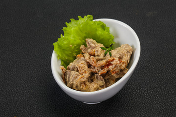 Chicken liver with cream and dry tomatoes