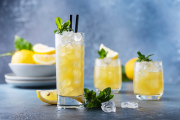 Fototapeta Fresh summer cocktail with lemons obraz
