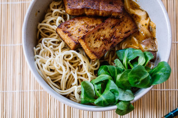 soupe de nouilles végétarienne