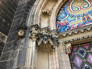 Obraz premium Amazing medieval gothic church doors