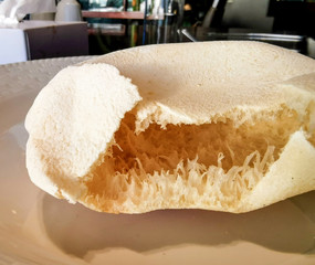 Frischgebackenes arabisches Brot