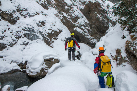 Ice Canyoning