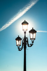 Fototapeta na wymiar Beautiful street lamp images in europe, Hermosas imágenes de farolas en europa, 유럽의 아름다운 가로등 이미지