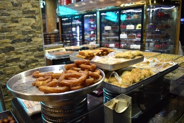 Shop full of different types of Turkish traditional dessert