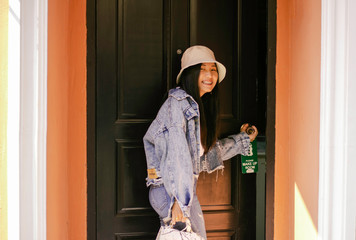 Asian girl are going out to take a rest on holiday