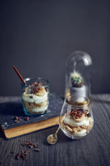 Banana and cream dessert with caramel