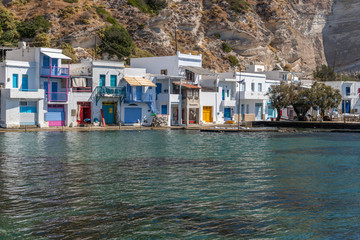 Fototapeta na wymiar Coloured houses in Klima beach