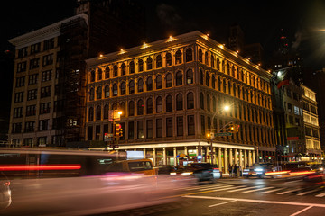 Fototapeta na wymiar Night traffic in New York 