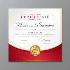 Obraz premium certificate and diploma of appreciation luxury and modern design template vector illustration