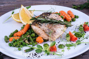 fried fish with vegetables