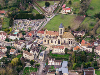 vue aérienne de Vétheuil dans le Val d'Oise en France