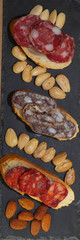 productos caseros acompañados con almerdras