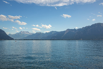 Dreamy panorama of pure mountains and lake, calming nature scenery