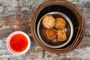 Hoi Jo or deep fried crab meat roll