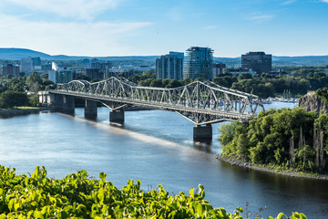 Fototapeta premium Bridge across the Ottawa River