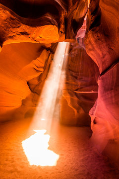 Light beam at Upper Antelope slot Canyon, Page, Arizona, USA