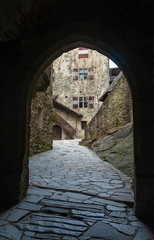 Fototapeta premium The entrance to the castle of Tures (Burg Taufers). One of the most interesting medieval castles in the province of Bolzano. Here the legend of Margarethe von Taufers is set. South Tyrol, Italy.