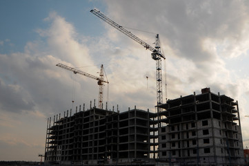 Fototapeta na wymiar construction of a multi-storey building