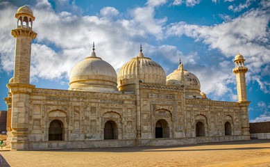 Derawar Fort  Mosque