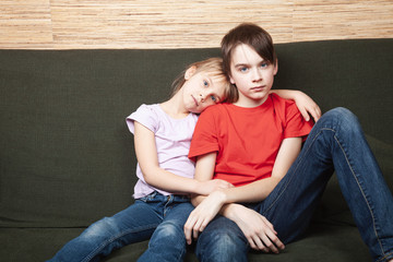 Frustrated siblings confined at home during isolation