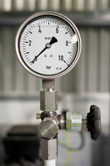 Hydraulic manometer on the instalation site