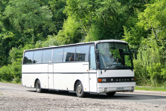 Setra S215HD