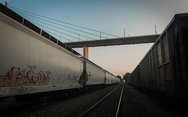 vieja estacion de tren industrial
old industrial train station