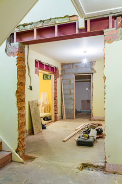 House internal remodeling with RSJ universal steel beam