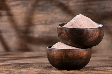 Pink Himalayan sea salt fine grain and crystals