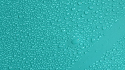 water droplets condensate on lid of plastic container