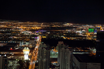 Fototapeta na wymiar Las Vegas, Nevada / USA - August 27, 2015: View from top of Stratosphere hotel in Las Vegas, Nevada, USA
