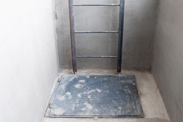 Evacuation hatch and stairs