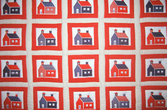 Quilt with farmhouse pattern, Los Angeles County Fair