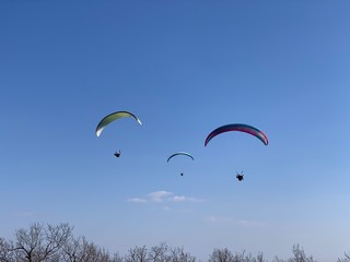 Paragliding fly at Hungary Harmashatar hill