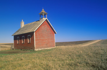 Fototapeta na wymiar One room schoolhouse on the prairie, Battlefield, MN